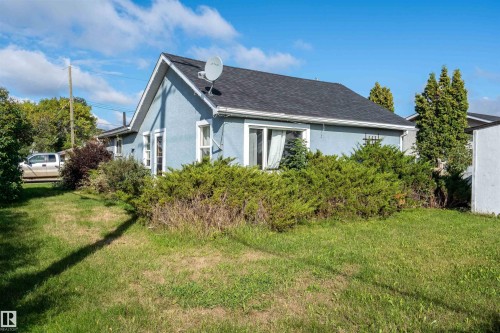 4702 50 Avenue  Cold Lake, AB T9M 1Y9