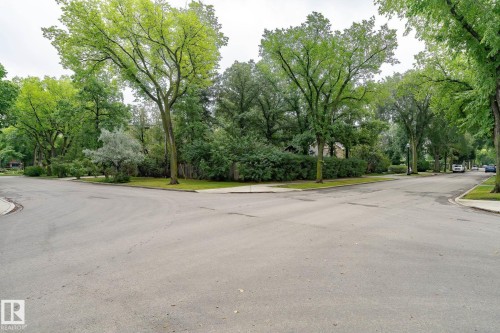 10235 134 Street Nw, Edmonton, AB 