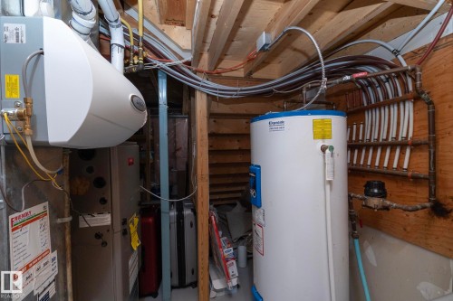 7409 22 Ave, Edmonton, AB - Indoor Photo Showing Basement