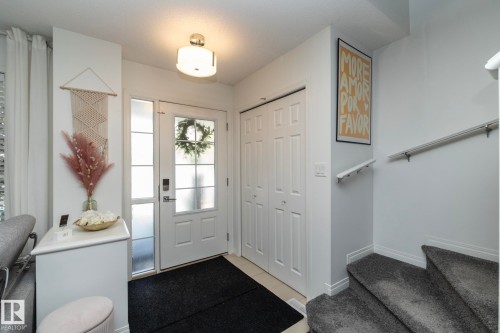 7409 22 Ave, Edmonton, AB - Indoor Photo Showing Other Room