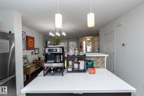 7409 22 Ave, Edmonton, AB - Indoor