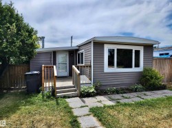 5221 54 Avenue  St. Paul Town, AB T0A 3A1