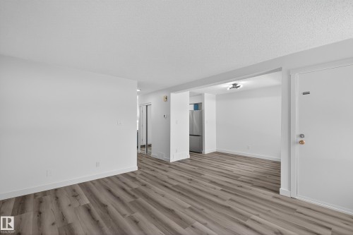 17136 100 Street, Edmonton, AB - Indoor Photo Showing Other Room