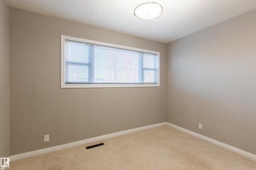 8916 148 Street, Edmonton, AB - Indoor Photo Showing Other Room