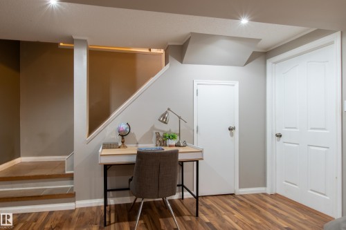 8916 148 Street, Edmonton, AB - Indoor Photo Showing Office