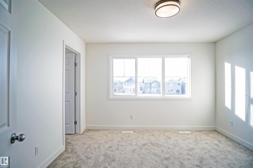 183 Caledon Crescent, Spruce Grove, AB - Indoor Photo Showing Other Room