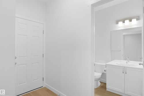 2124 210 Street, Edmonton, AB - Indoor