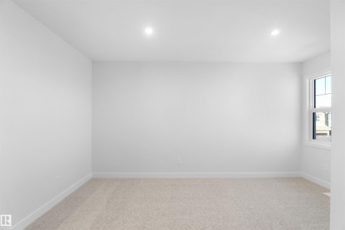 2124 210 Street, Edmonton, AB - Indoor Photo Showing Other Room