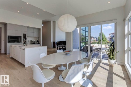 682 Howatt Drive, Edmonton, AB - Indoor Photo Showing Dining Room