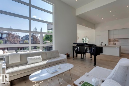 682 Howatt Drive, Edmonton, AB - Indoor