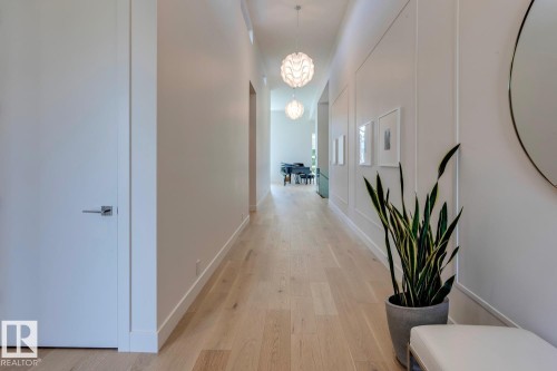 682 Howatt Drive, Edmonton, AB - Indoor Photo Showing Other Room