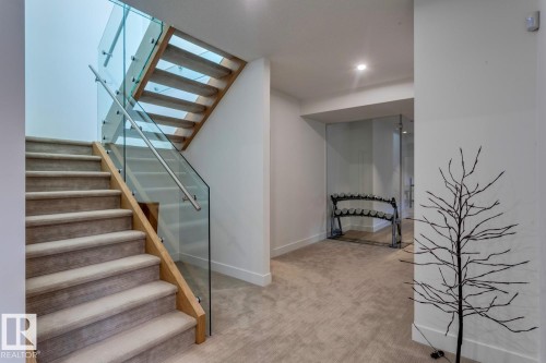 682 Howatt Drive, Edmonton, AB - Indoor Photo Showing Other Room