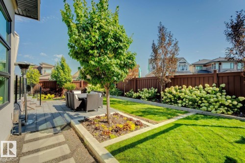 682 Howatt Drive, Edmonton, AB - Outdoor
