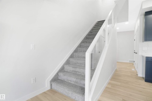 1664 27 Street, Edmonton, AB - Indoor Photo Showing Other Room