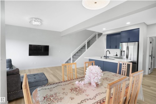 1664 27 Street, Edmonton, AB - Indoor