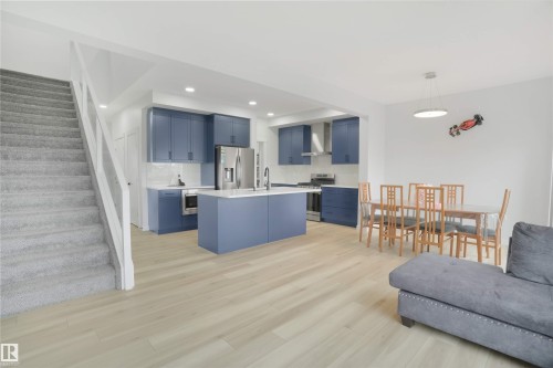 1664 27 Street, Edmonton, AB - Indoor Photo Showing Other Room