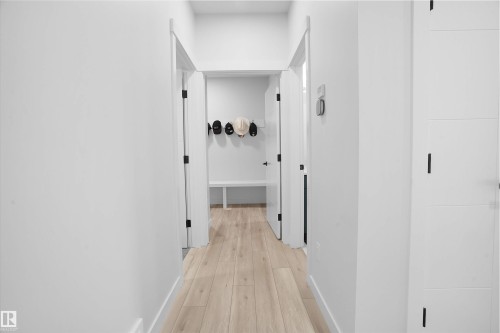 1664 27 Street, Edmonton, AB - Indoor Photo Showing Other Room