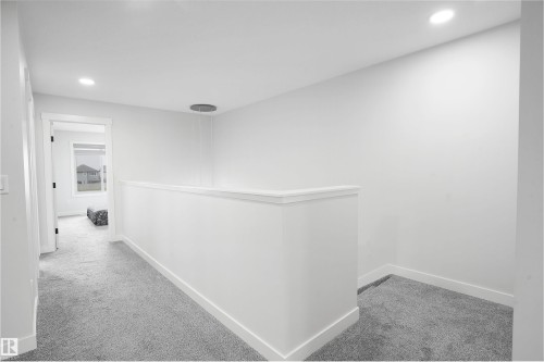 1664 27 Street, Edmonton, AB - Indoor Photo Showing Other Room