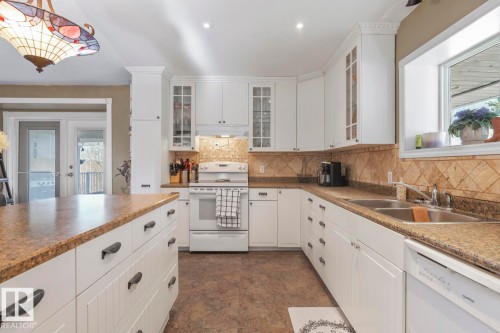 20-62320 Rge Rd 411A, Rural Bonnyville M.D., AB - Indoor Photo Showing Kitchen With Double Sink