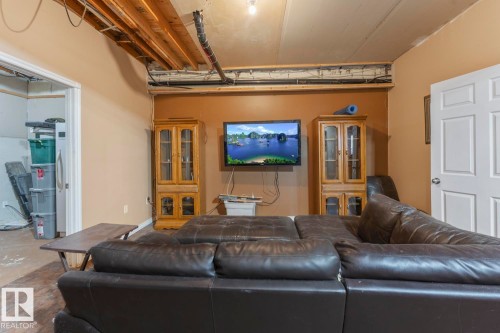 20-62320 Rge Rd 411A, Rural Bonnyville M.D., AB - Indoor Photo Showing Living Room