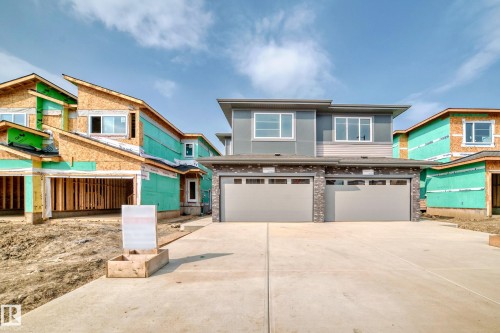 49 Patriot Way  Spruce Grove, AB T7X 2W6