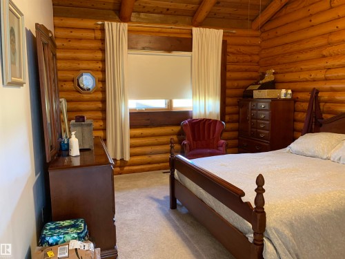 Twp 523 Rr 121, Rural Minburn County, AB - Indoor Photo Showing Bedroom