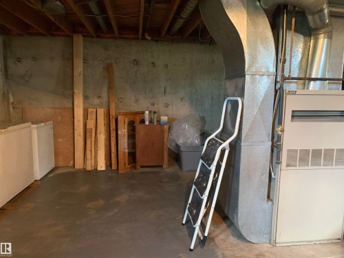 Twp 523 Rr 121, Rural Minburn County, AB - Indoor Photo Showing Basement