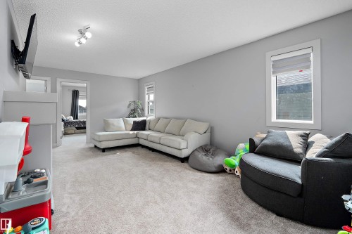 9852 224 Street, Edmonton, AB - Indoor Photo Showing Living Room