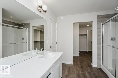 4517 Warbler Loop, Edmonton, AB - Indoor Photo Showing Bathroom