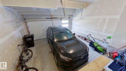 9238 Pear Drive, Edmonton, AB - Indoor Photo Showing Garage