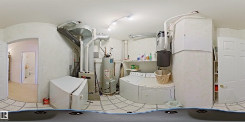 205 11308 130 Avenue, Edmonton, AB - Indoor Photo Showing Laundry Room