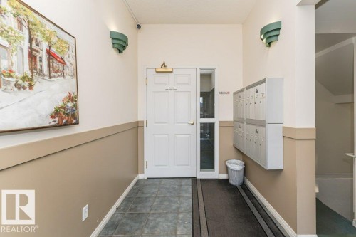 205 11308 130 Avenue, Edmonton, AB - Indoor Photo Showing Other Room