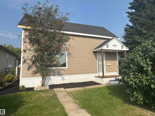 4806 47 Avenue  Vegreville, AB T9C 1K8