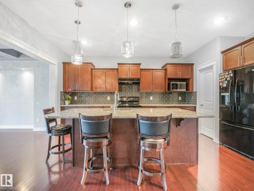 1703 33B Street, Edmonton, AB - Indoor Photo Showing Kitchen