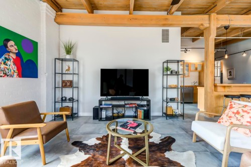 208 10309 107 Street, Edmonton, AB - Indoor Photo Showing Living Room