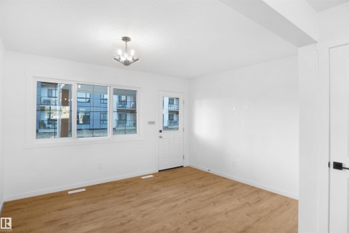 96 1430 Aster Way, Edmonton, AB - Indoor Photo Showing Other Room