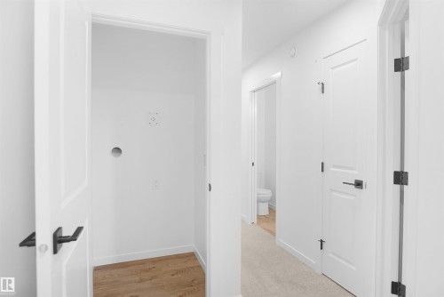 96 1430 Aster Way, Edmonton, AB - Indoor Photo Showing Other Room