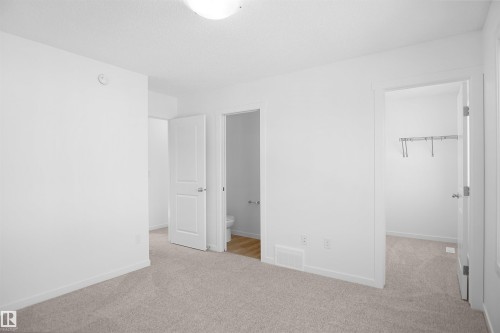 16 1430 Aster Way, Edmonton, AB - Indoor