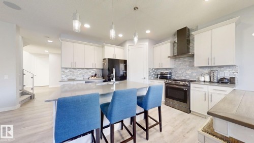 215 Glenridding Ravine Road, Edmonton, AB - Indoor Photo Showing Kitchen With Upgraded Kitchen