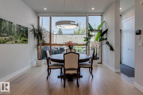12420 103 Avenue, Edmonton, AB - Indoor Photo Showing Dining Room