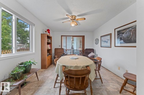 1102 13 Avenue, Cold Lake, AB - Indoor Photo Showing Dining Room