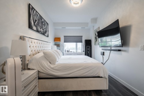 505, 1316 Windermere Wy Sw, Edmonton, AB - Indoor Photo Showing Bedroom