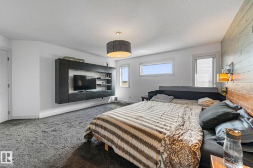 3695 Allan Drive, Edmonton, AB - Indoor Photo Showing Bedroom