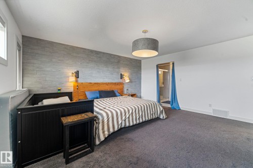 3695 Allan Drive, Edmonton, AB - Indoor Photo Showing Bedroom
