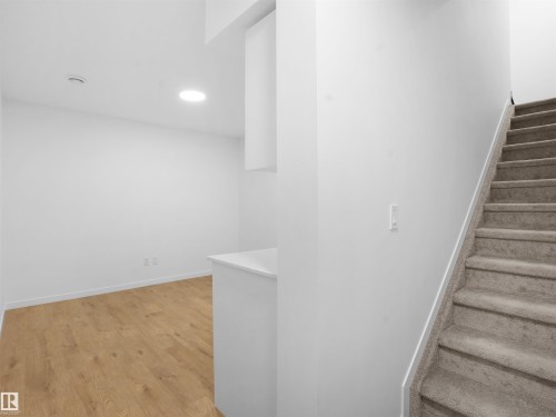 2019 210 Street, Edmonton, AB - Indoor Photo Showing Other Room