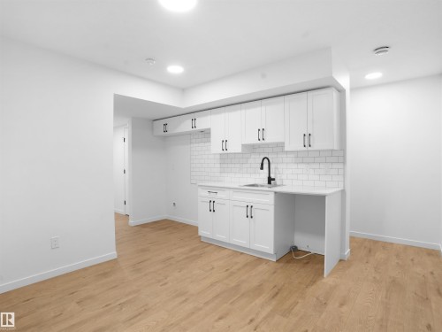 2019 210 Street, Edmonton, AB - Indoor Photo Showing Kitchen