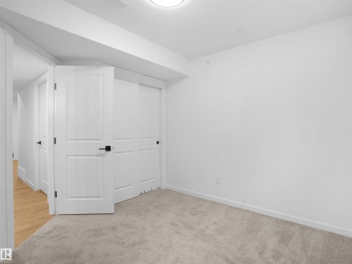2019 210 Street, Edmonton, AB - Indoor Photo Showing Other Room