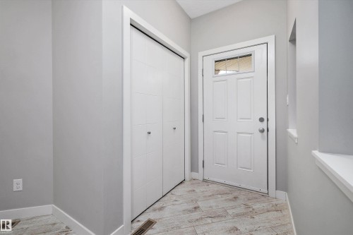 7310 Edgemont Way, Edmonton, AB - Indoor Photo Showing Other Room
