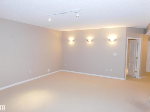 103 Falconer Court Nw, Edmonton, AB - Indoor Photo Showing Other Room