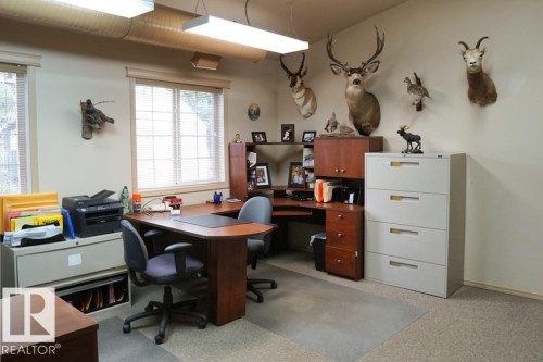 150 West Railway Street, Edmonton, AB - Indoor Photo Showing Office
